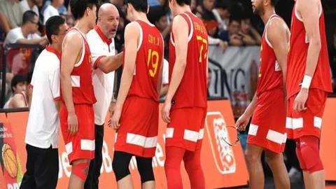 WTT重庆冠军赛首日激战，我国乒乓球健儿悉数过关斩将